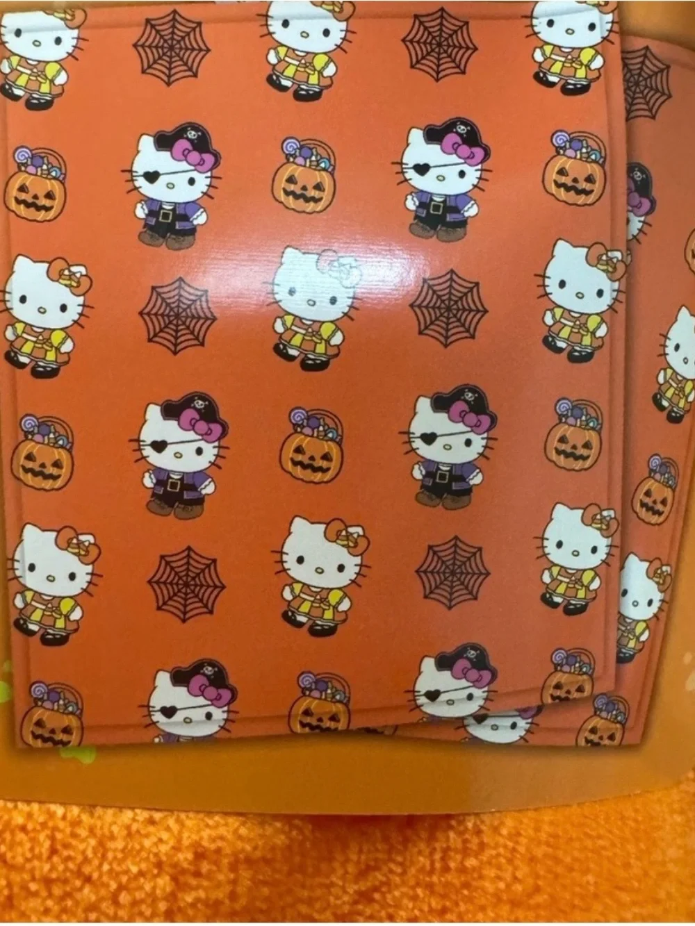 2 Pack Hello Kitty Orange Halloween Fleece Throw